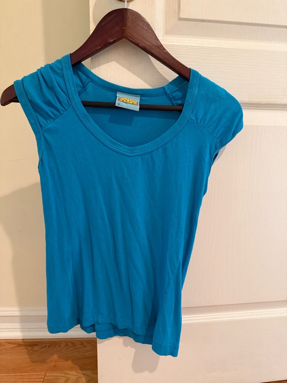 C&C California Bright Teal V-Neck Cap Sleeve Tee